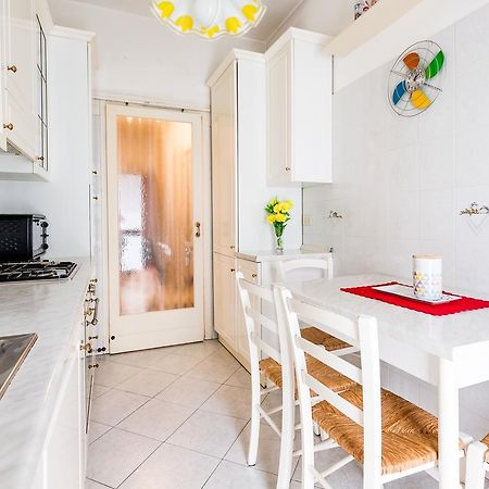 Alessia'S Flat- Darsena Porta Genova M2 Lägenhet Milano Exteriör bild