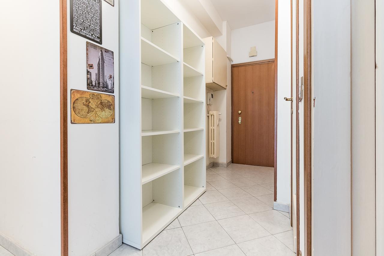 Alessia'S Flat- Darsena Porta Genova M2 Lägenhet Milano Exteriör bild