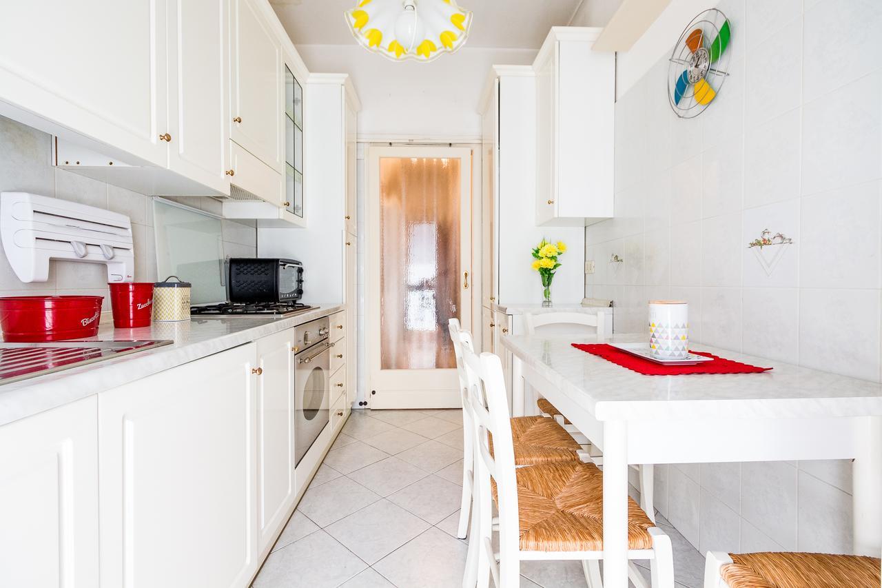 Alessia'S Flat- Darsena Porta Genova M2 Lägenhet Milano Exteriör bild
