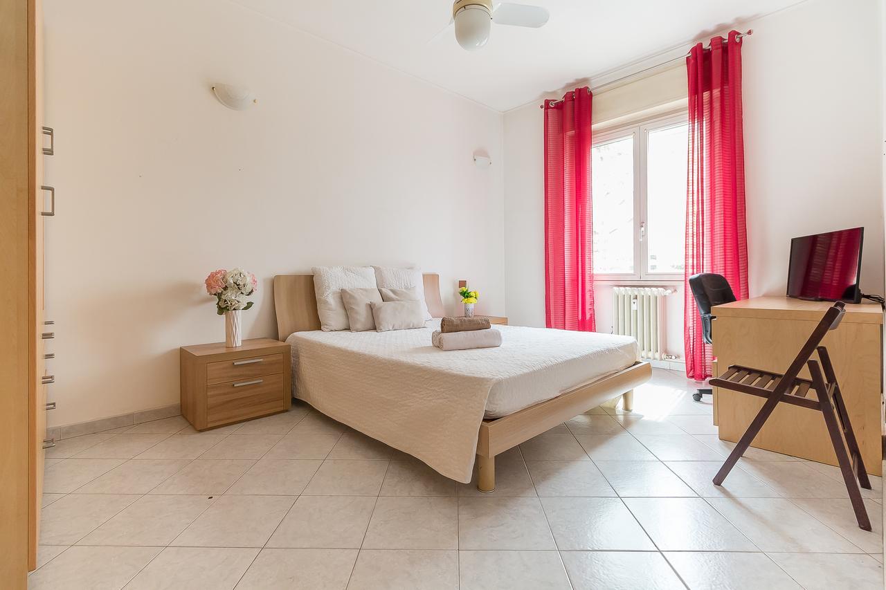 Alessia'S Flat- Darsena Porta Genova M2 Lägenhet Milano Exteriör bild